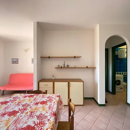 Apartment In Complesso Con Piscina