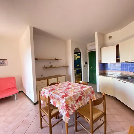 Apartment In Complesso Con Piscina