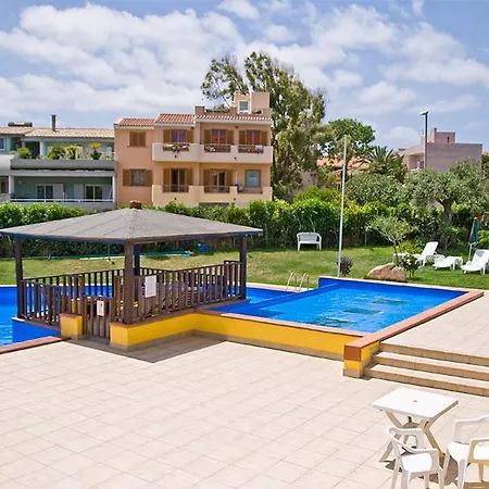 Apartment In Complesso Con Piscina Santa Teresa Gallura
