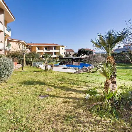 Apartment In Complesso Con Piscina *