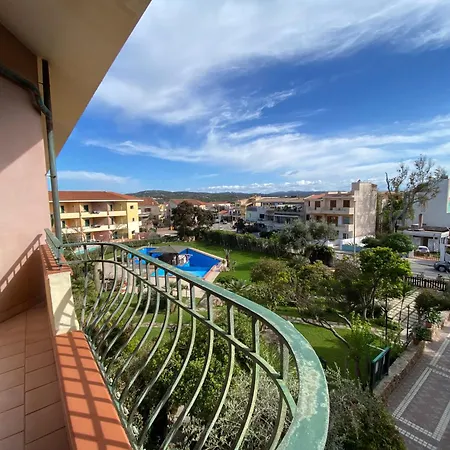 In Complesso Con Piscina Санта-Тереза-Галлура